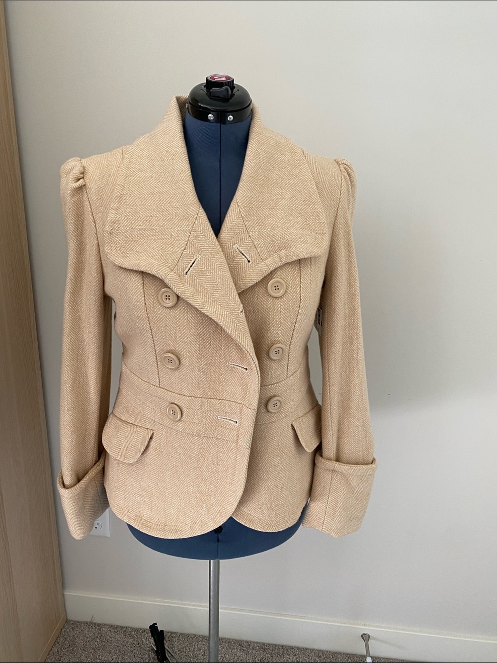 JLO by Jennifer López Women's Beige Double-Breasted Wool-Blend Peplum Pea Coat
